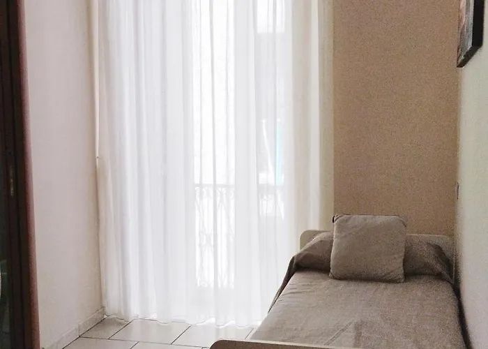 Campagnari 3* Νάπολη